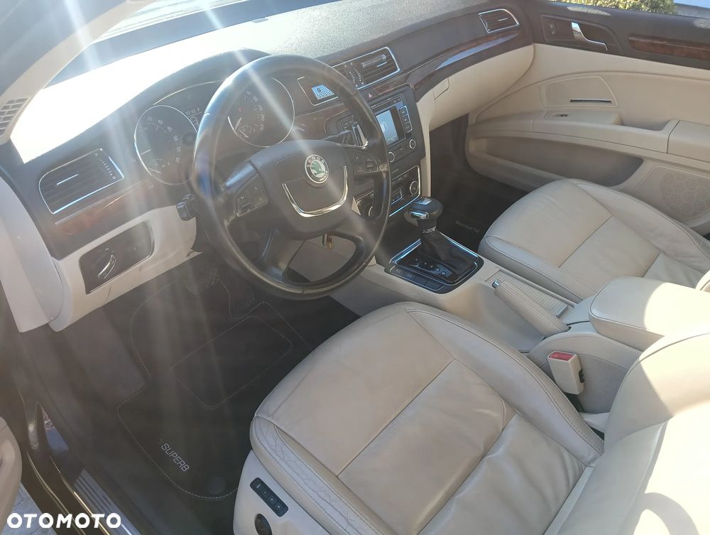 Skoda Superb 2.0 TDI DSG Elegance - 15