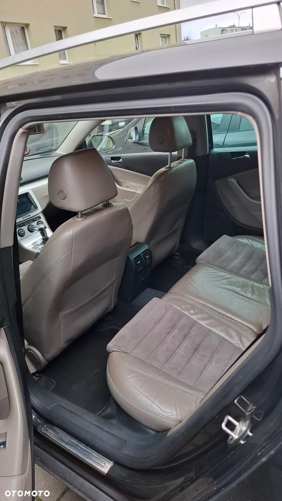 Volkswagen Passat 2.0 TDI DPF DSG Highline - 24