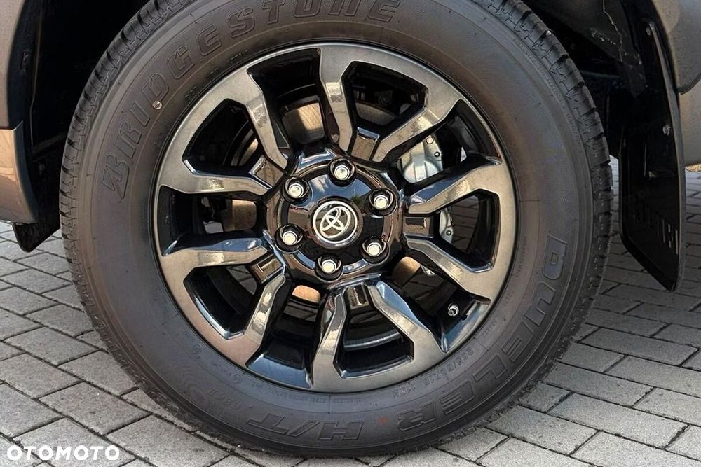 Toyota Hilux - 19