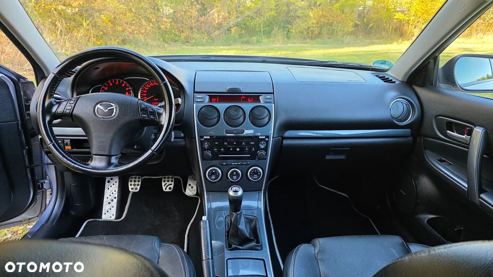 Mazda 6 - 12