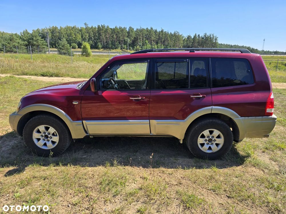Mitsubishi Montero 3.8 Limited - 6