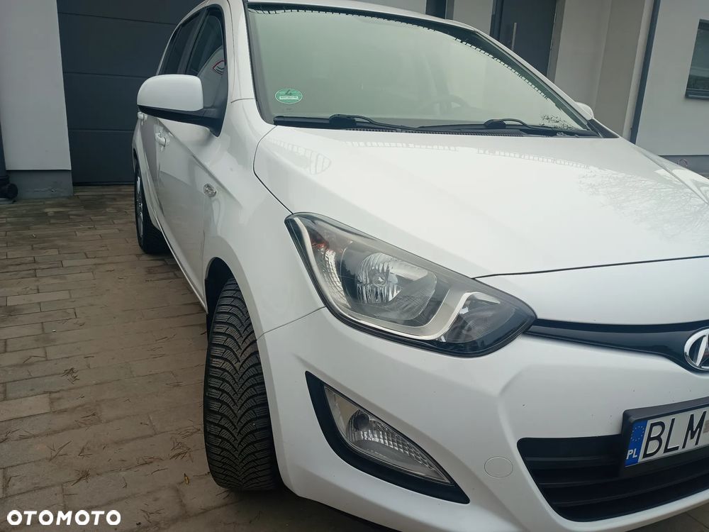 Hyundai i20 1.2 Trend - 11