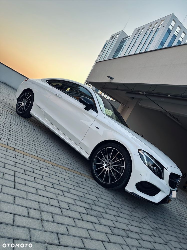 Mercedes-Benz Klasa C 200 4-Matic 9G-TRONIC - 2