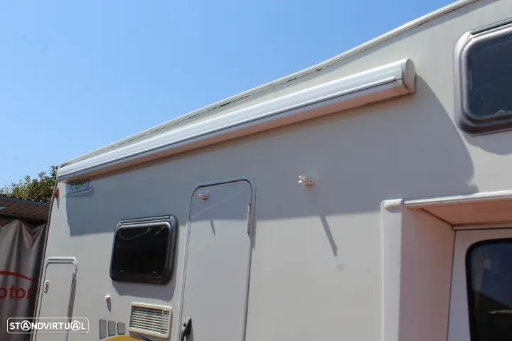 Ford Transit CHAUSSON FLASH S3 - 13