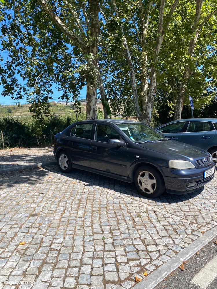 Opel Astra 1.4 CDX - 4