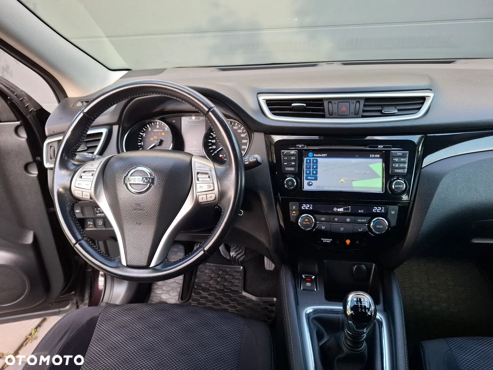 Nissan Qashqai 1.2 DIG-T Acenta EU6 - 16