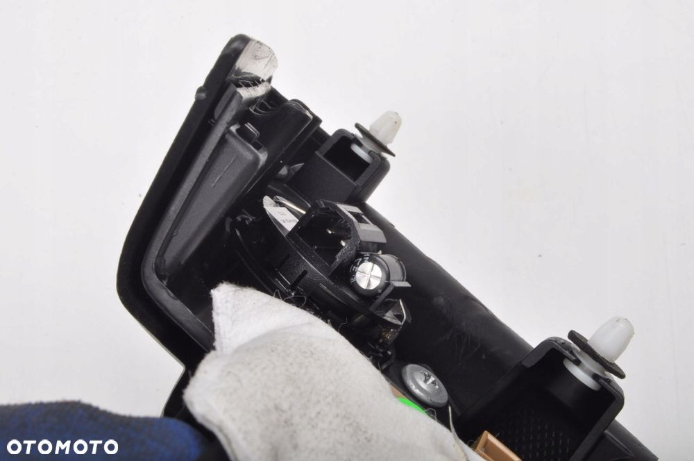 MG HS GŁOŚNIK PRAWY 30063176 - 8