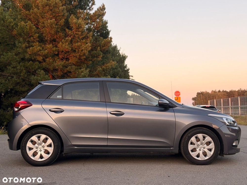 Hyundai i20 1.2 Comfort - 4