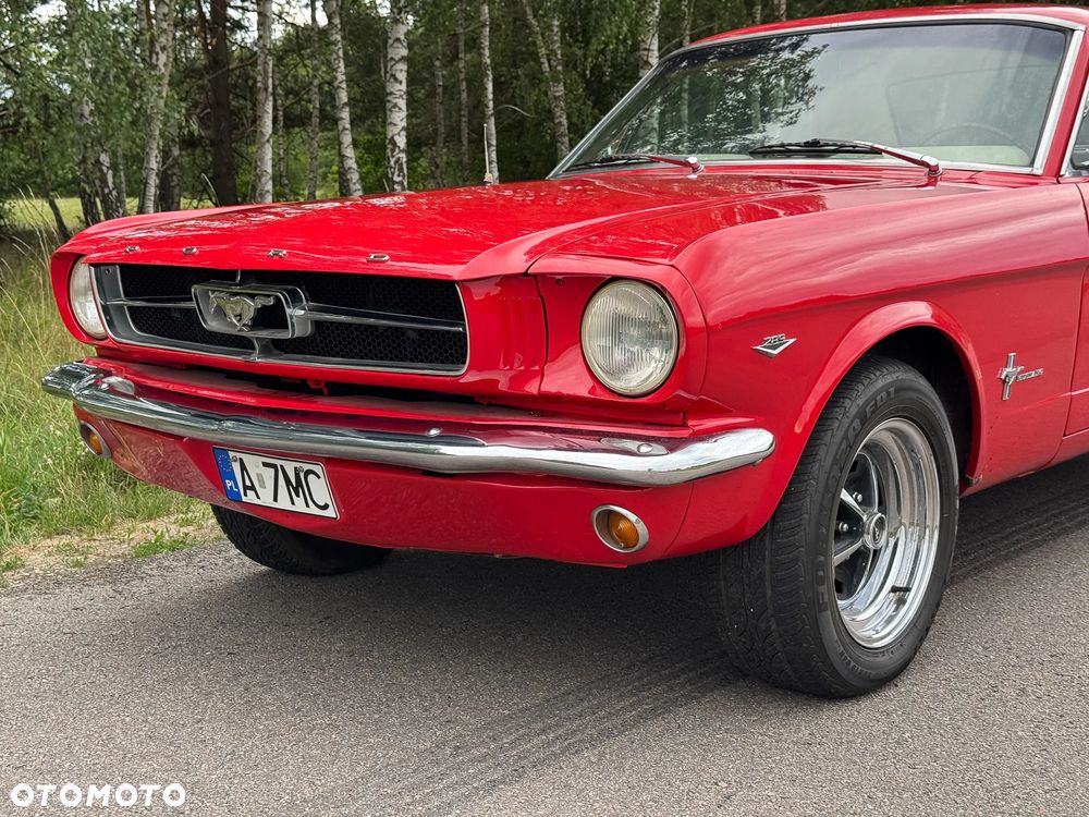 Ford Mustang - 16