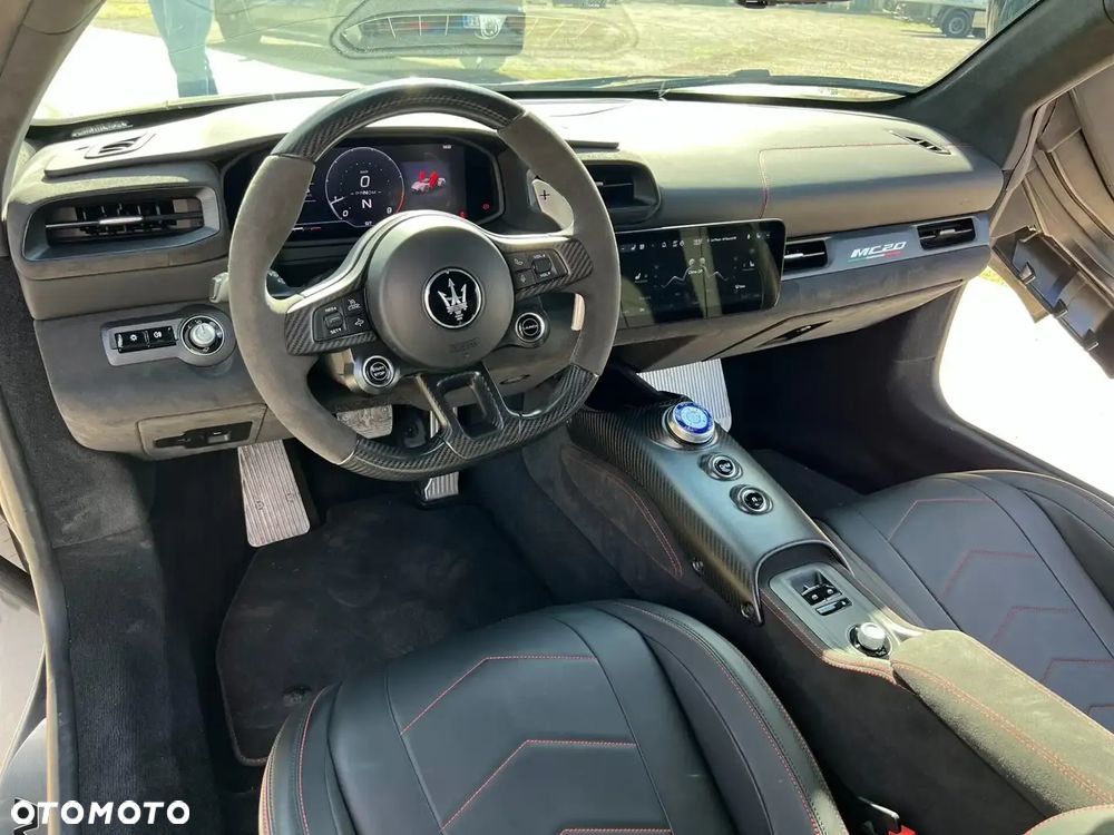 Maserati MC20 DCT - 4