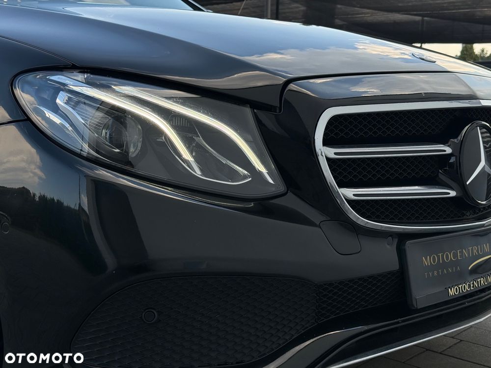 Mercedes-Benz Klasa E 200 d 9G-TRONIC Exclusive - 37