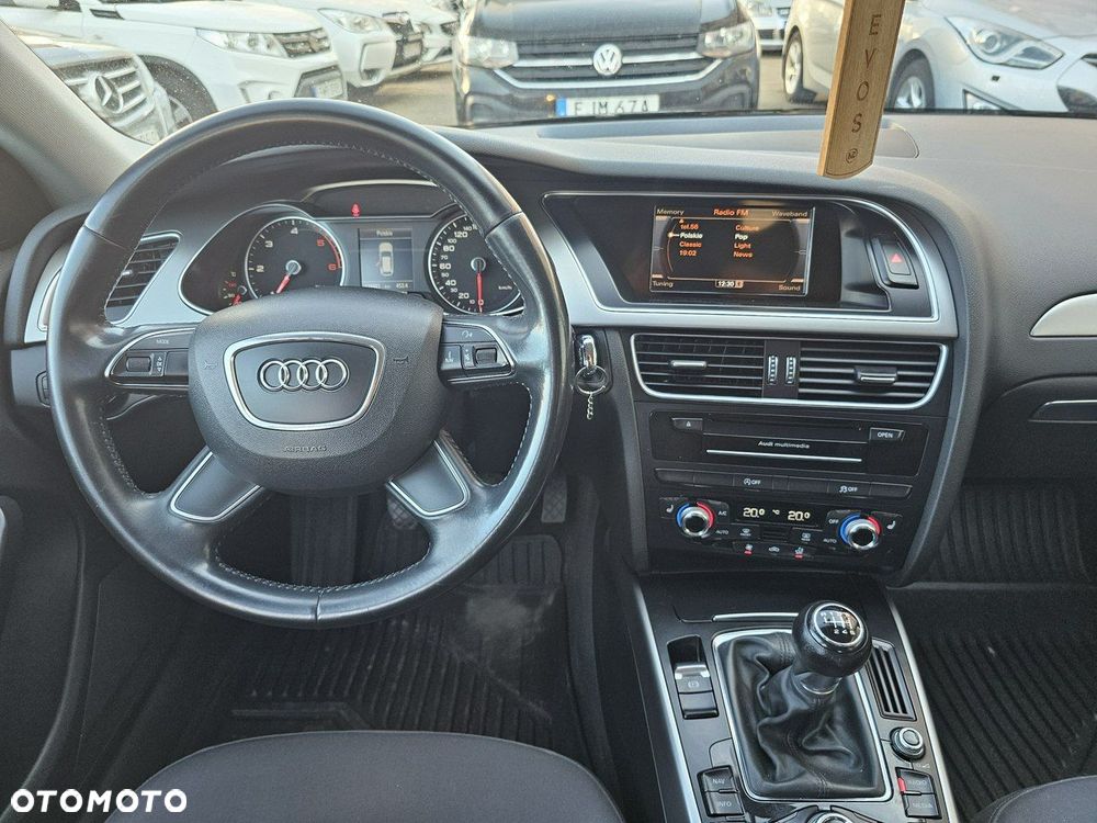 Audi A4 Avant 2.0 TDI 116g DPF Ambiente - 17