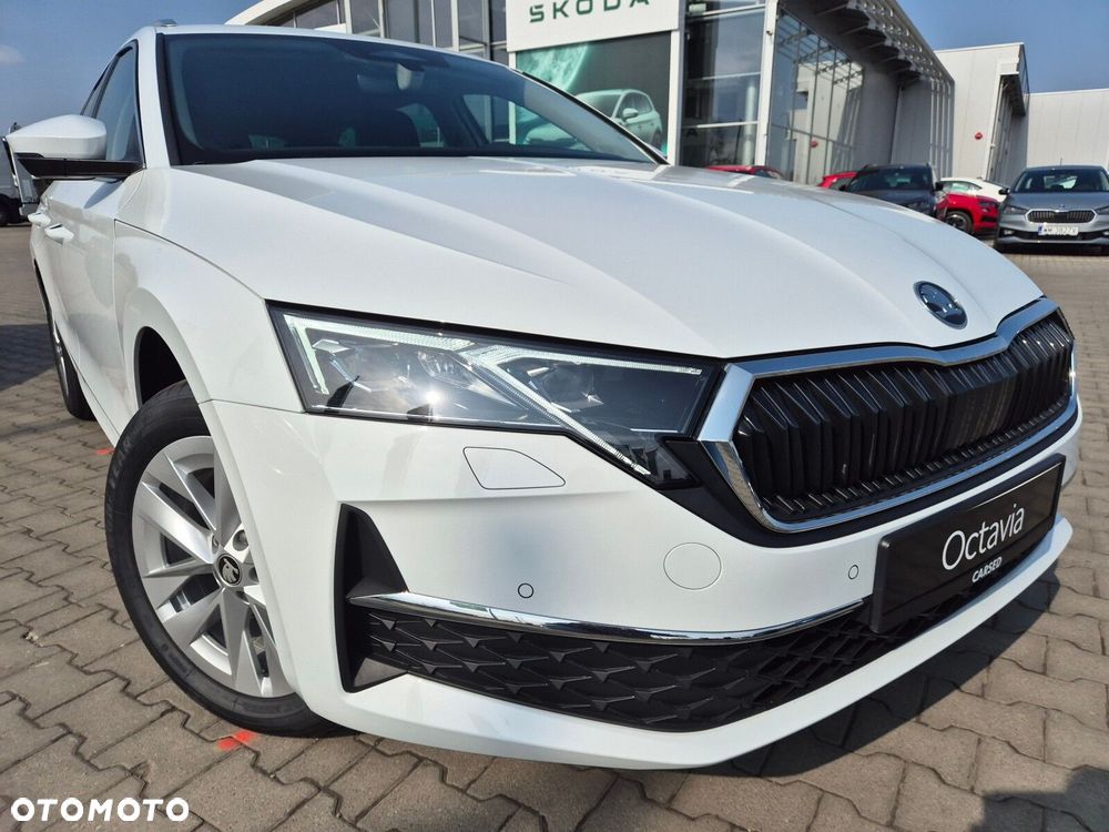 Skoda Octavia 2.0 TDI Edition 130 Selection DSG - 9