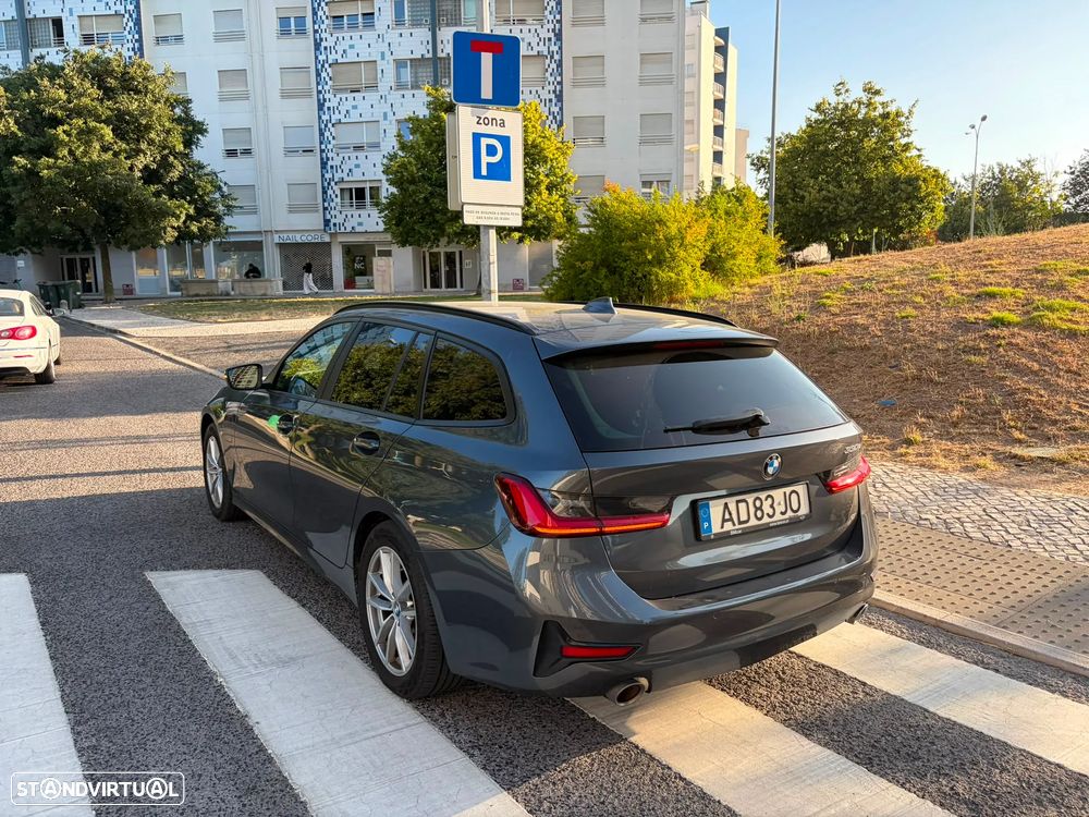 BMW 330 e Corporate Edition Auto — fotografia 3