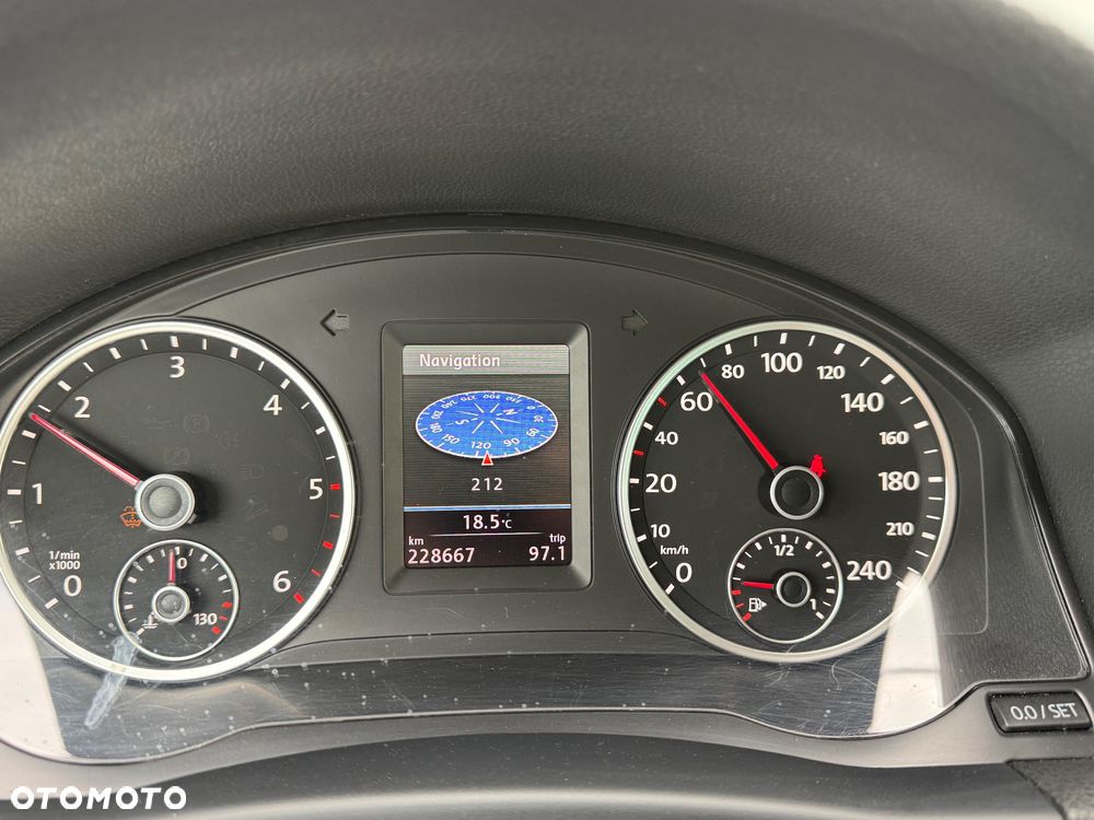 Volkswagen Tiguan 2.0 TDI DPF 4Motion BlueMotion Technology DSG Exclusive - 31