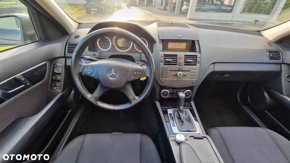 Mercedes-Benz Klasa C 180 Kompressor Automatik BlueEFFICIENCY - 21