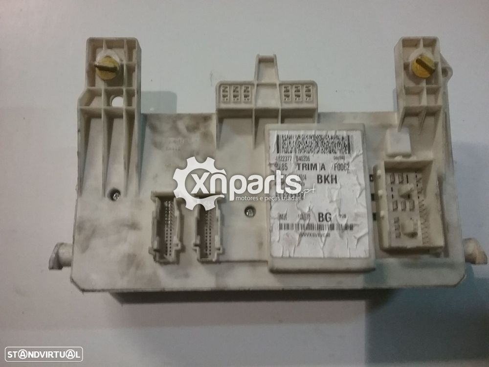 Caixa de fusíveis Usado FORD FOCUS II 1.6 TDCi REF. 4M5T-14A073-BF - 2