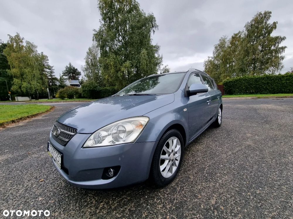 Kia Ceed Cee'd 1.6 Comfort +