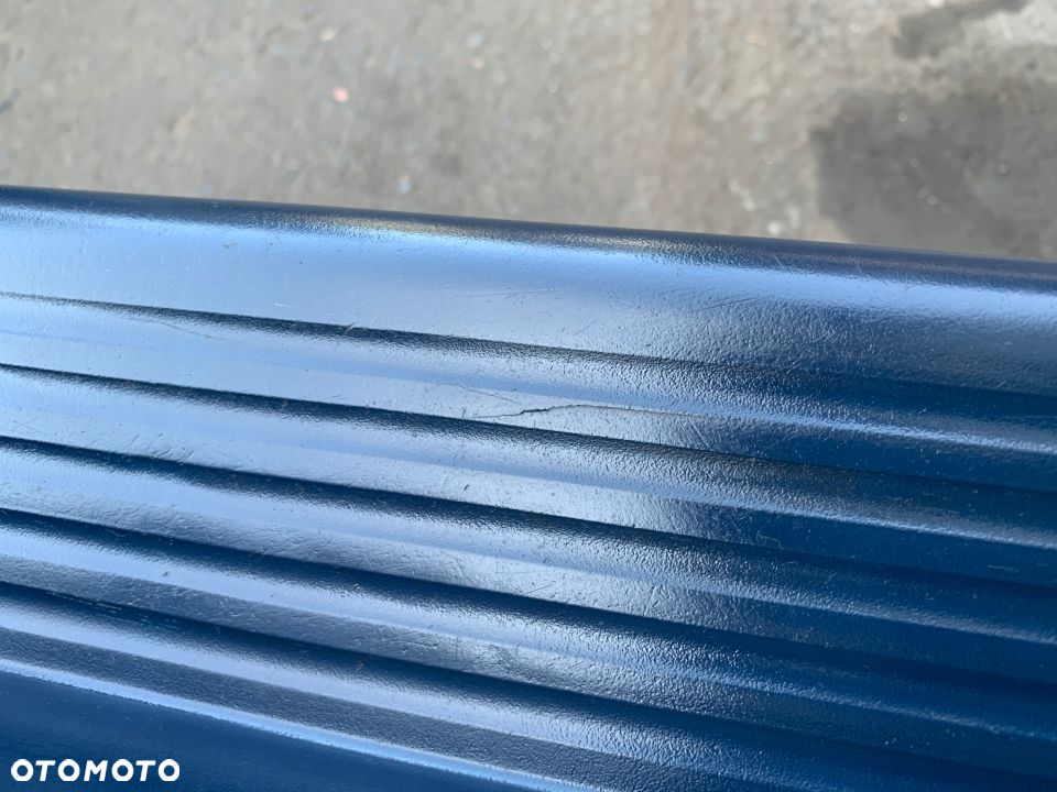 STOPNICA PODNÓŻEK KIEROWCY NIEBIESKA BMW E39 - 4
