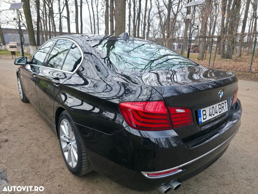 BMW Seria 5 530d xDrive AT - 7
