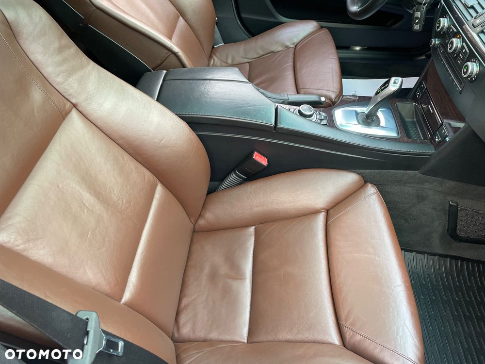 BMW Seria 5 530d Edition Exclusive - 22