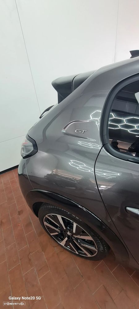 Peugeot 208 1.2 PureTech Allure Pack EAT8 - 22