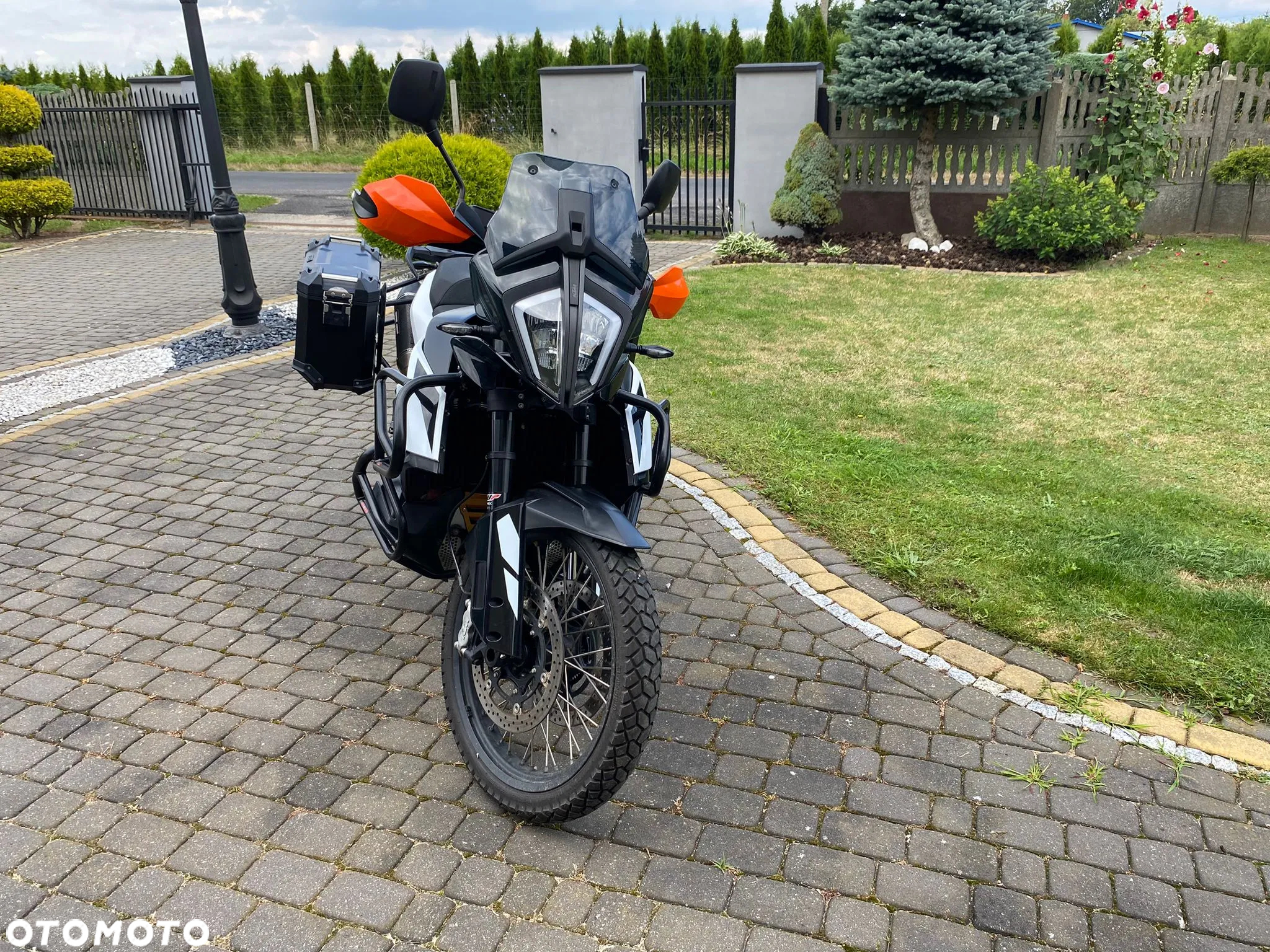 KTM Adventure - 8