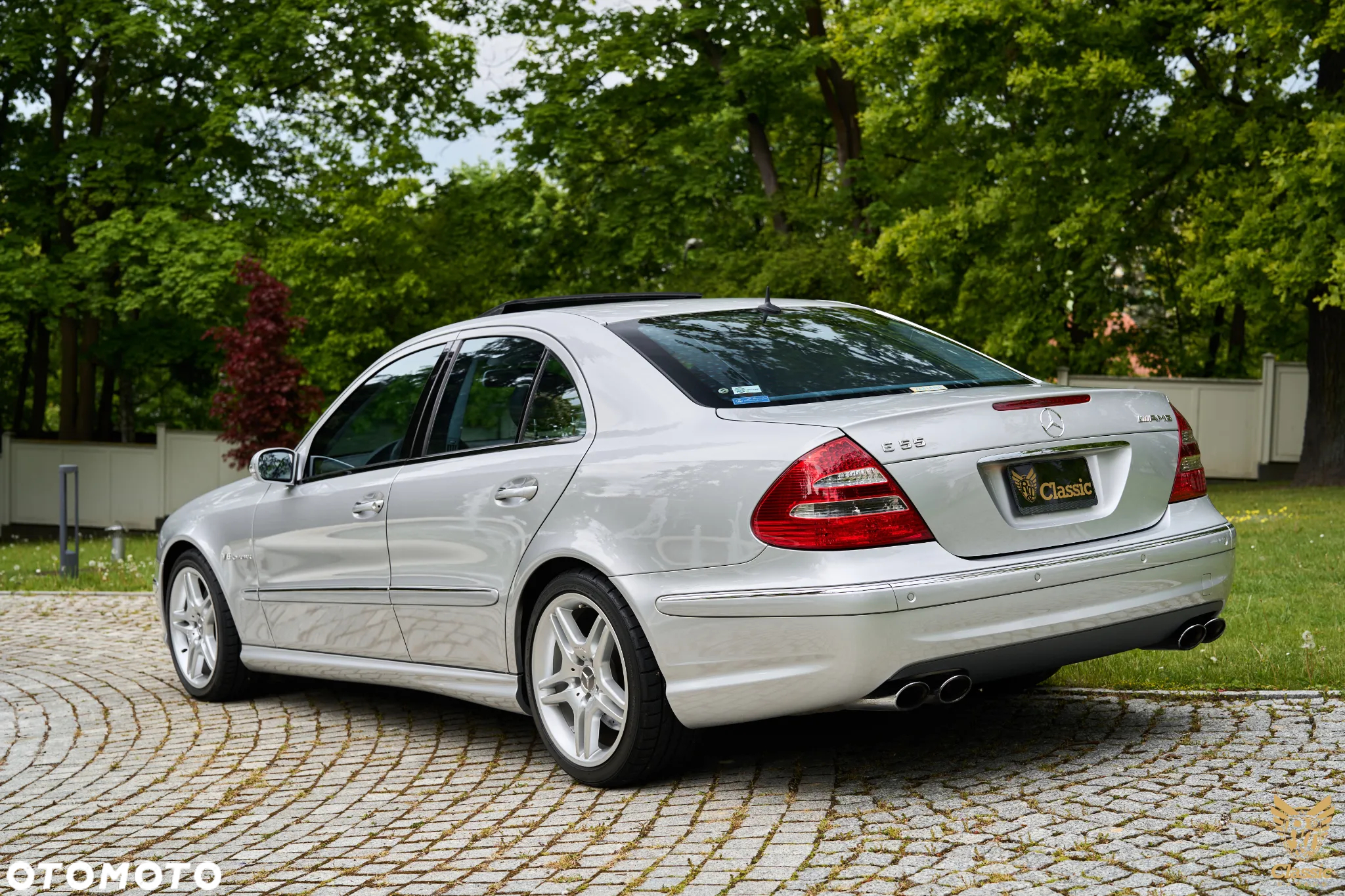 Mercedes-Benz Klasa E 55 AMG - 3