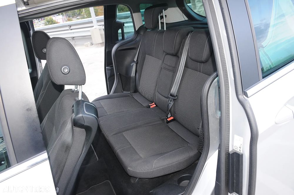 Ford B-Max 1.0 EcoBoost Individual - 12