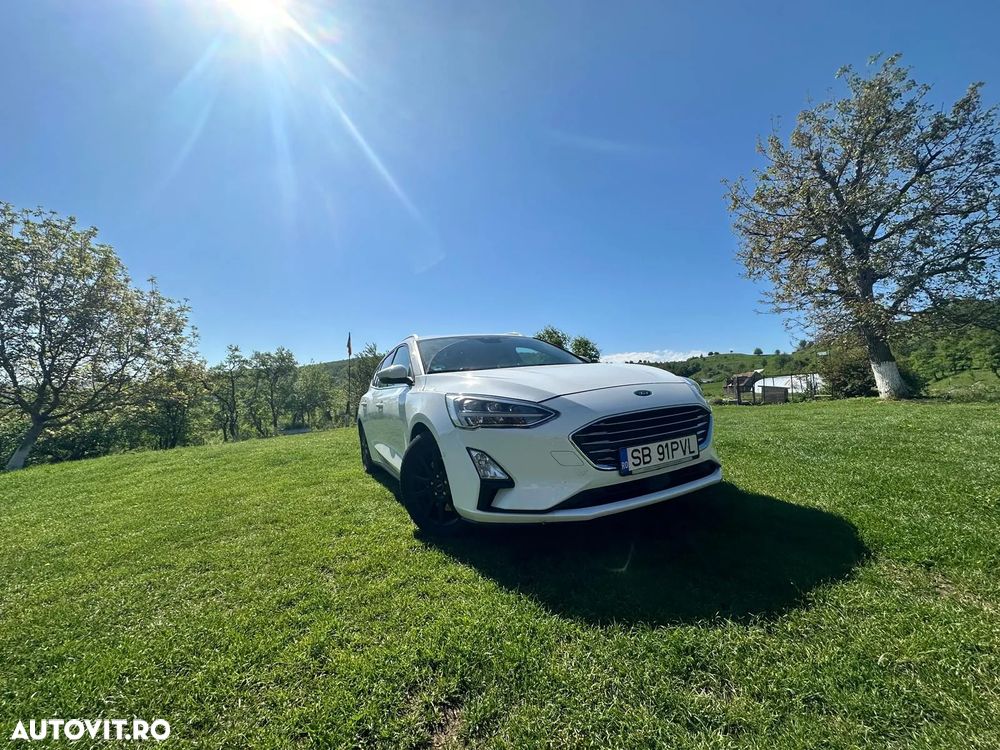 Ford Focus 2.0 EcoBlue Titanium - 11
