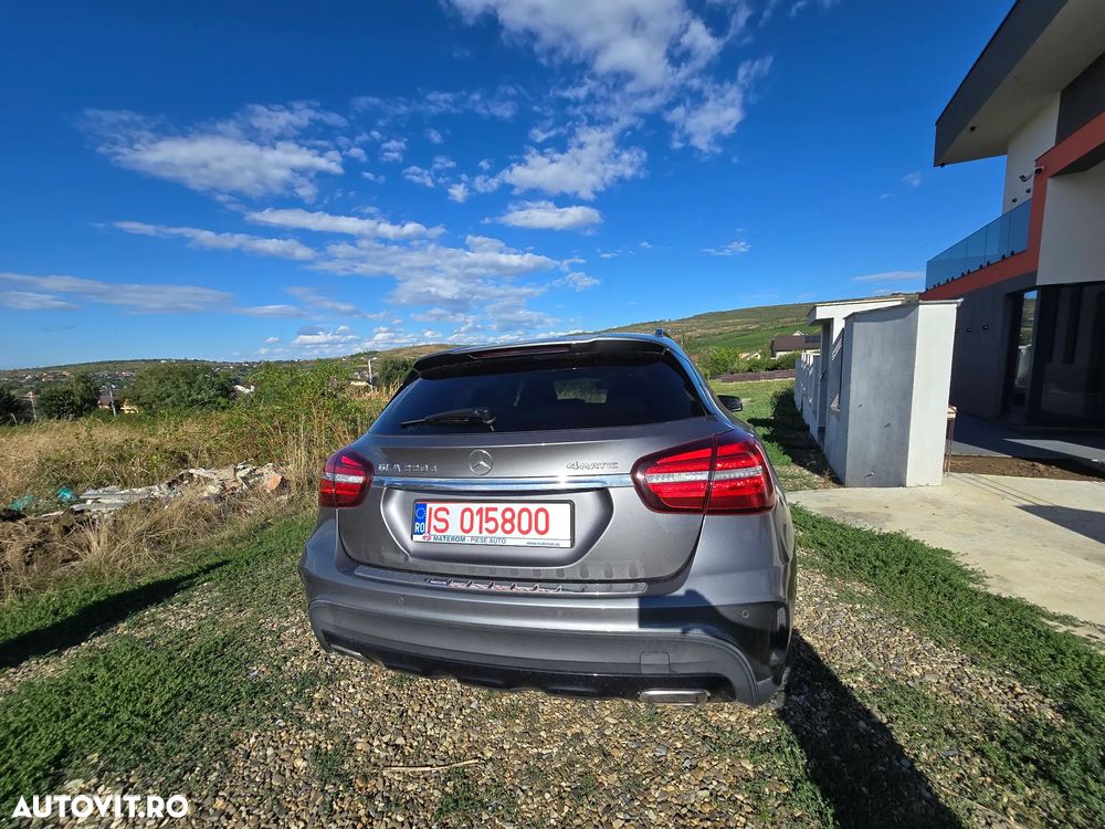Mercedes-Benz GLA 220 d 4MATIC Aut. - 8