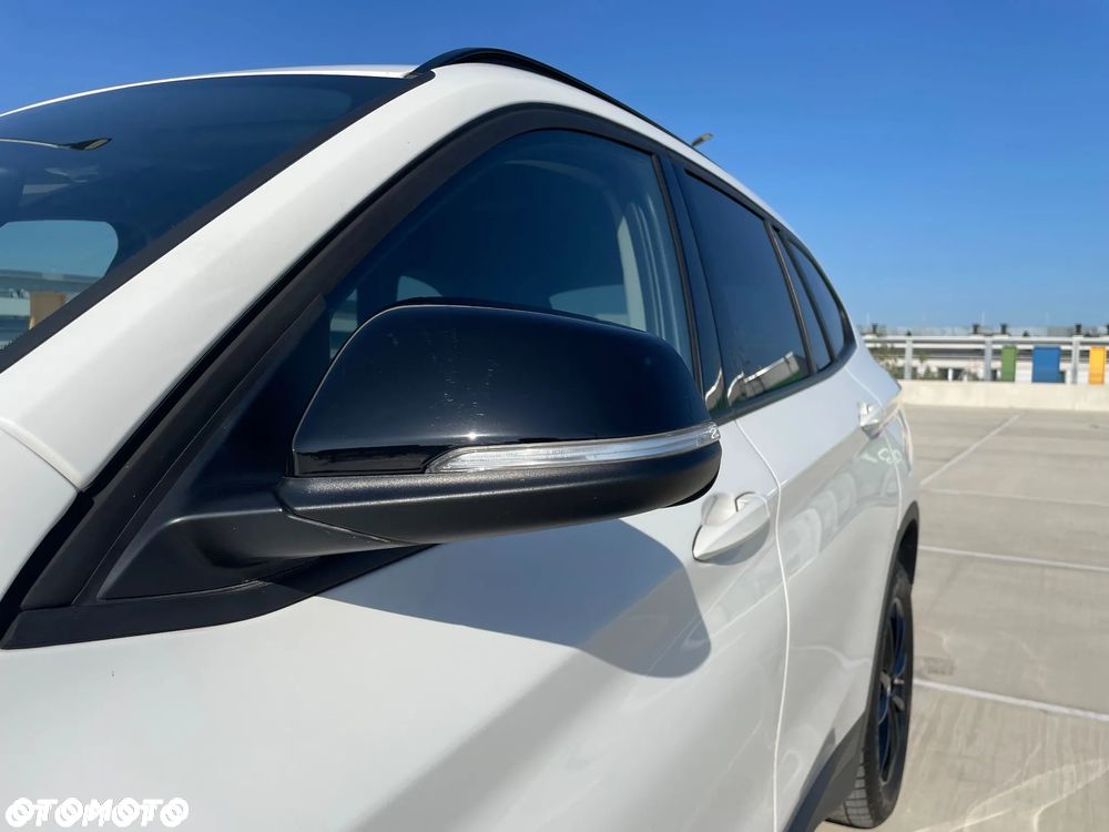BMW X1 sDrive18i Business Edition - 21