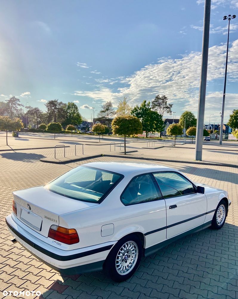 BMW Seria 3 - 11