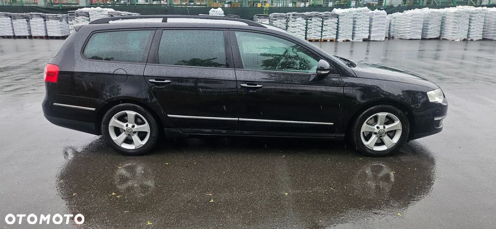 Volkswagen Passat 1.6 TDI DPF BlueMotion Technology Comfortline - 6