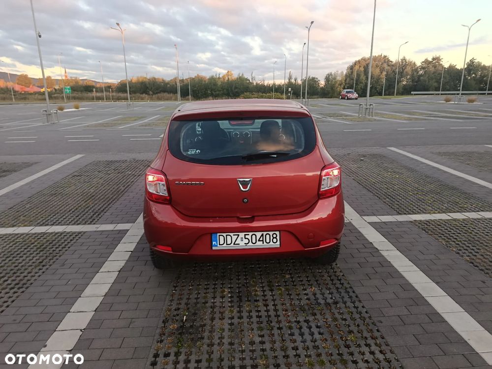 Dacia Sandero 2014 photo 4