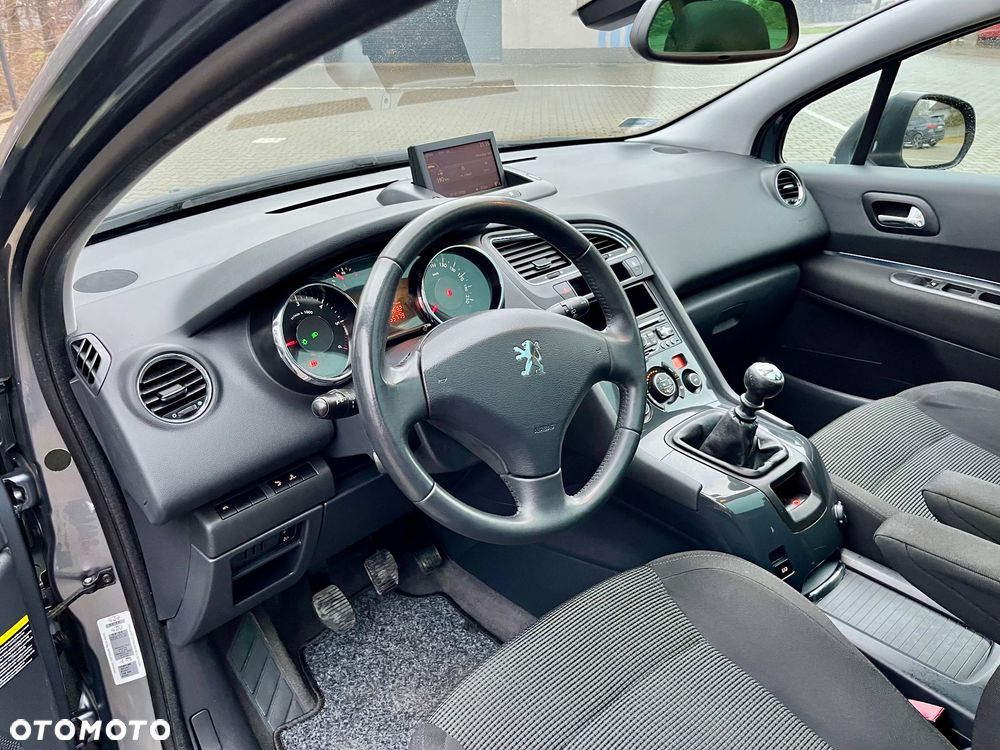 Peugeot 5008 HDI FAP 150 Allure - 9