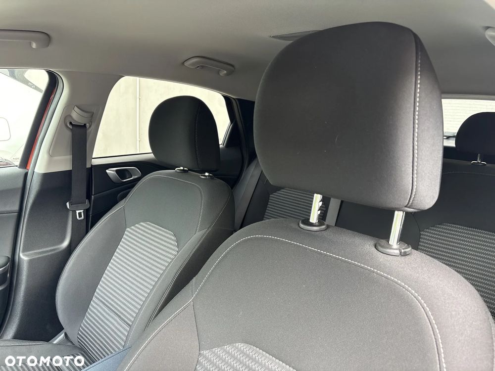 Kia XCeed 1.5 T-GDI M - 13