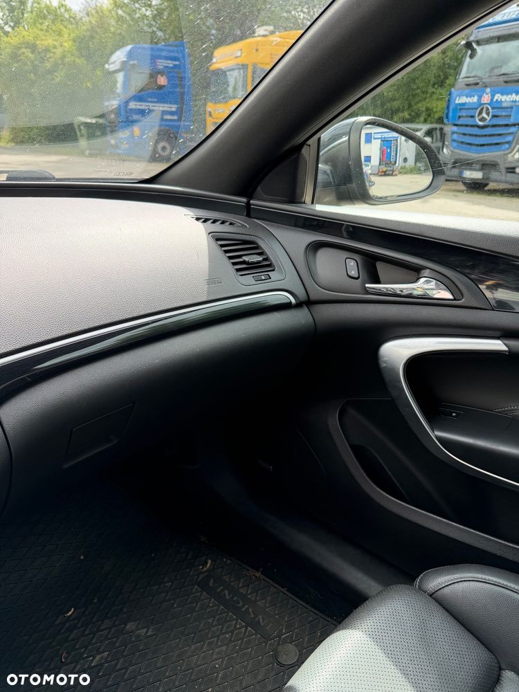 Opel Insignia - 16