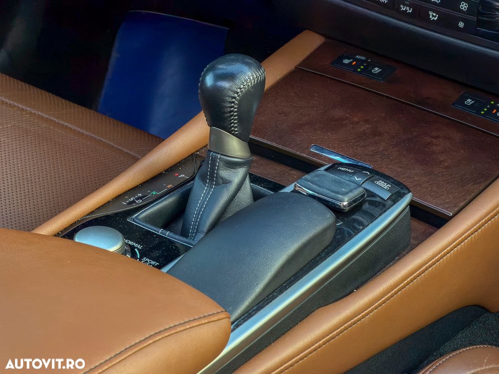 Lexus Seria GS 450h - 27