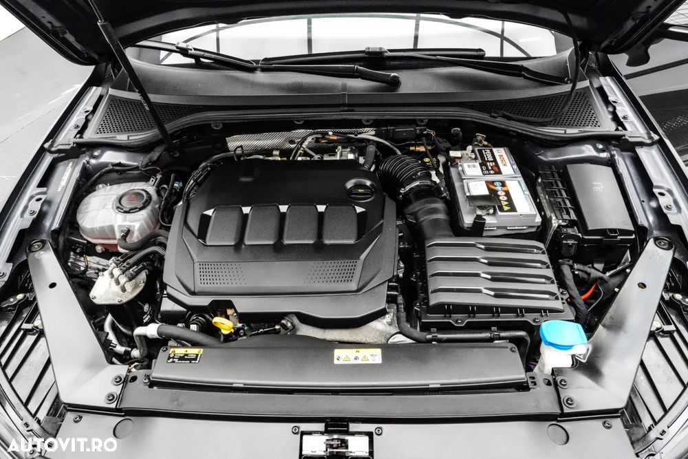 Volkswagen Passat 2.0 TDI DSG Comfortline - 27