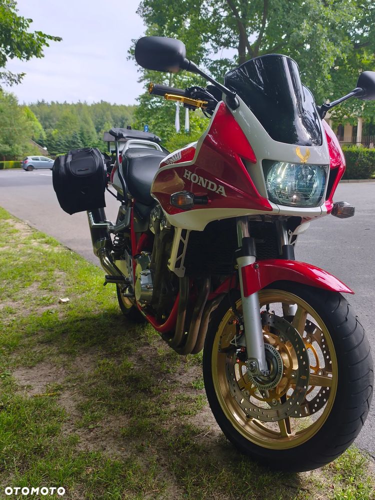 Honda CB - 2