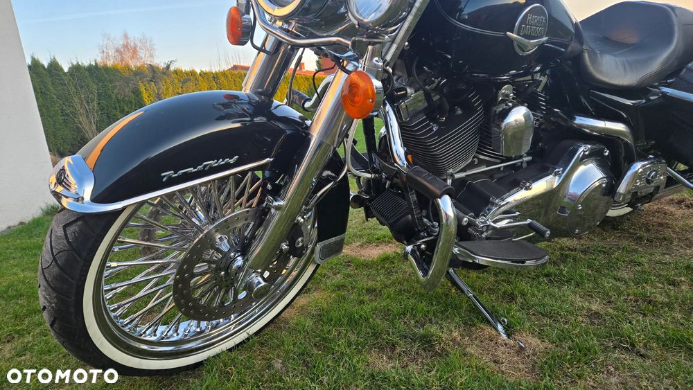 Harley-Davidson Touring Road King - 13