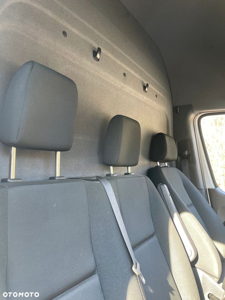 Mercedes-Benz SPRINTER - 13