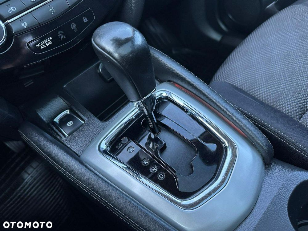 Nissan Qashqai 1.2 DIG-T Tekna+ Xtronic - 28