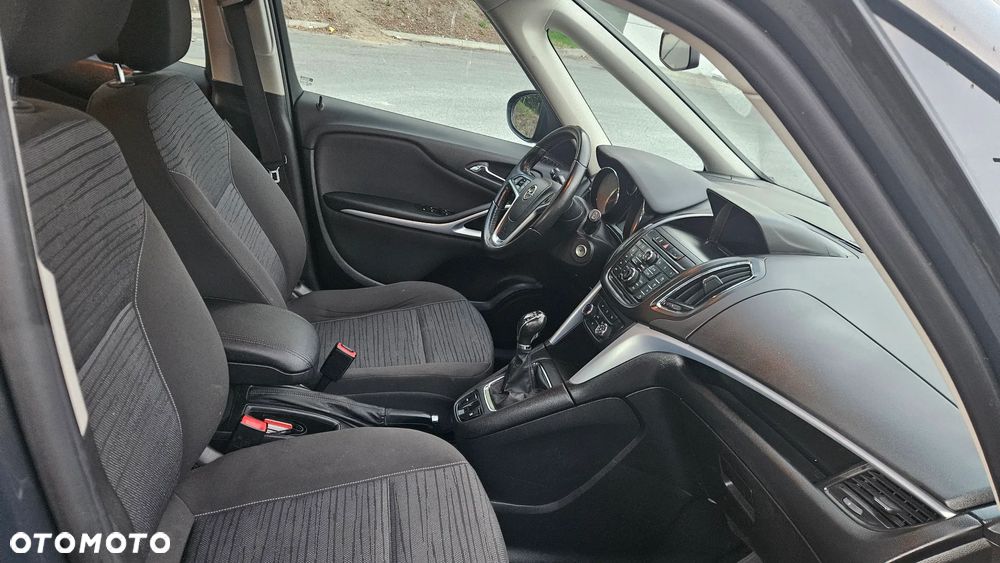 Opel Zafira Tourer 1.4 Turbo ecoFLEX Start/Stop Style - 31
