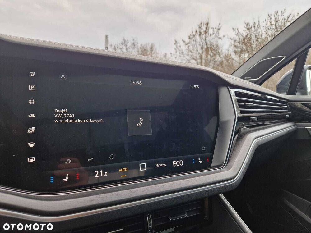Volkswagen Touareg 3.0 V6 TDI 4Motion R-Line - 19