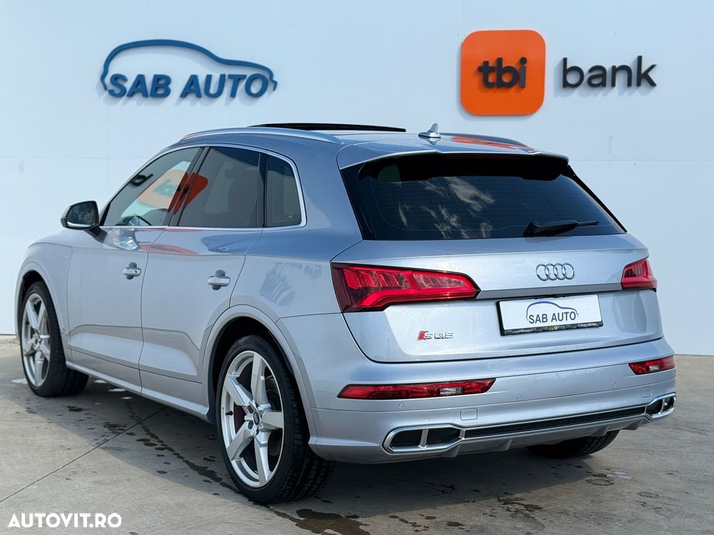 Audi SQ5 - 25