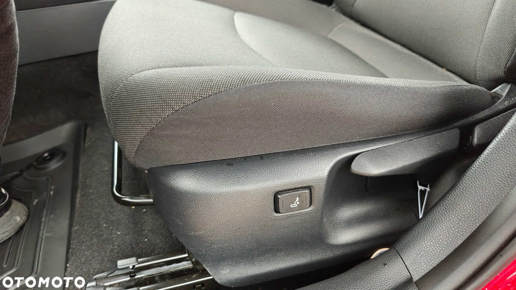 Toyota Corolla 1.8 Hybrid Comfort - 17
