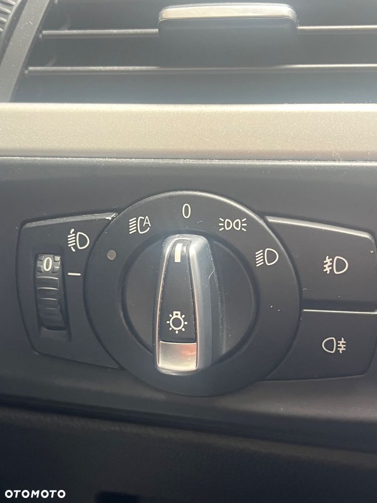 BMW Seria 3 320d DPF - 30