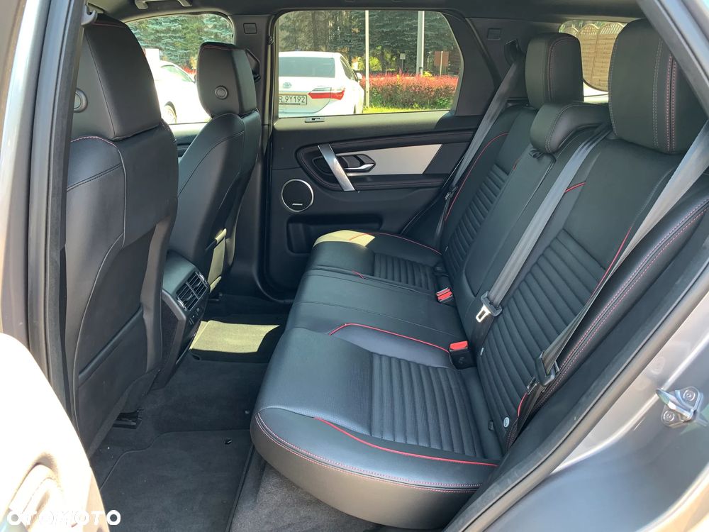 Land Rover Discovery Sport 1.5 P300e PHEV R-Dynamic - 17